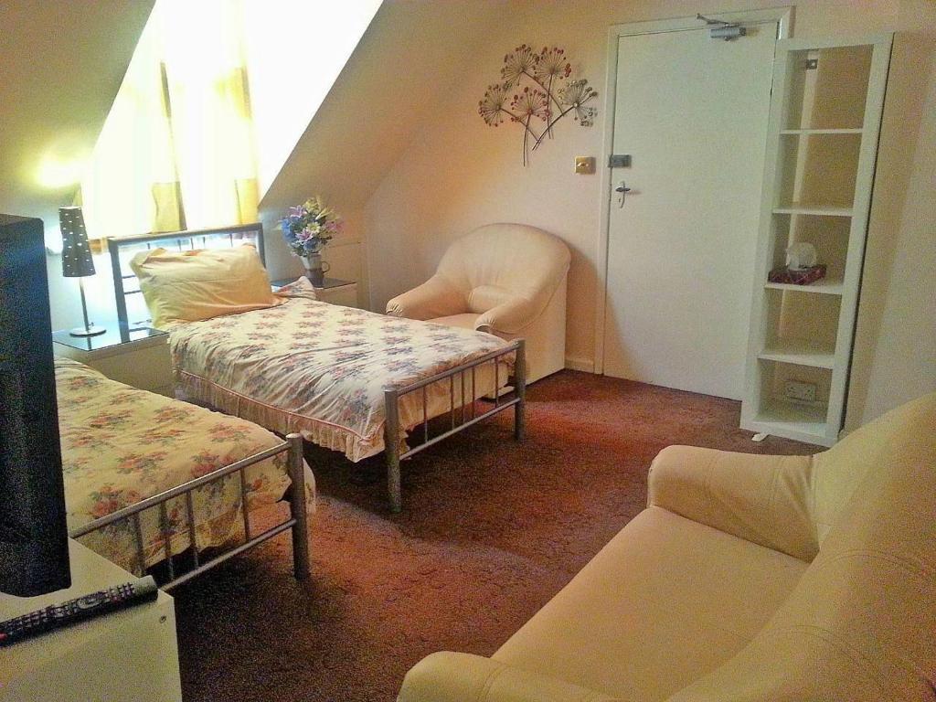 Highcroft Guest House Coventry Eksteriør billede